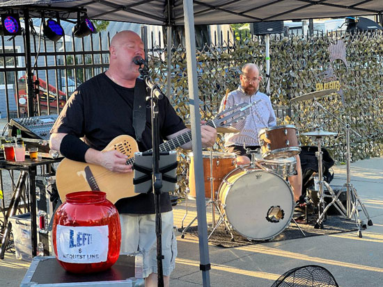 Band_LeftOfCenter
